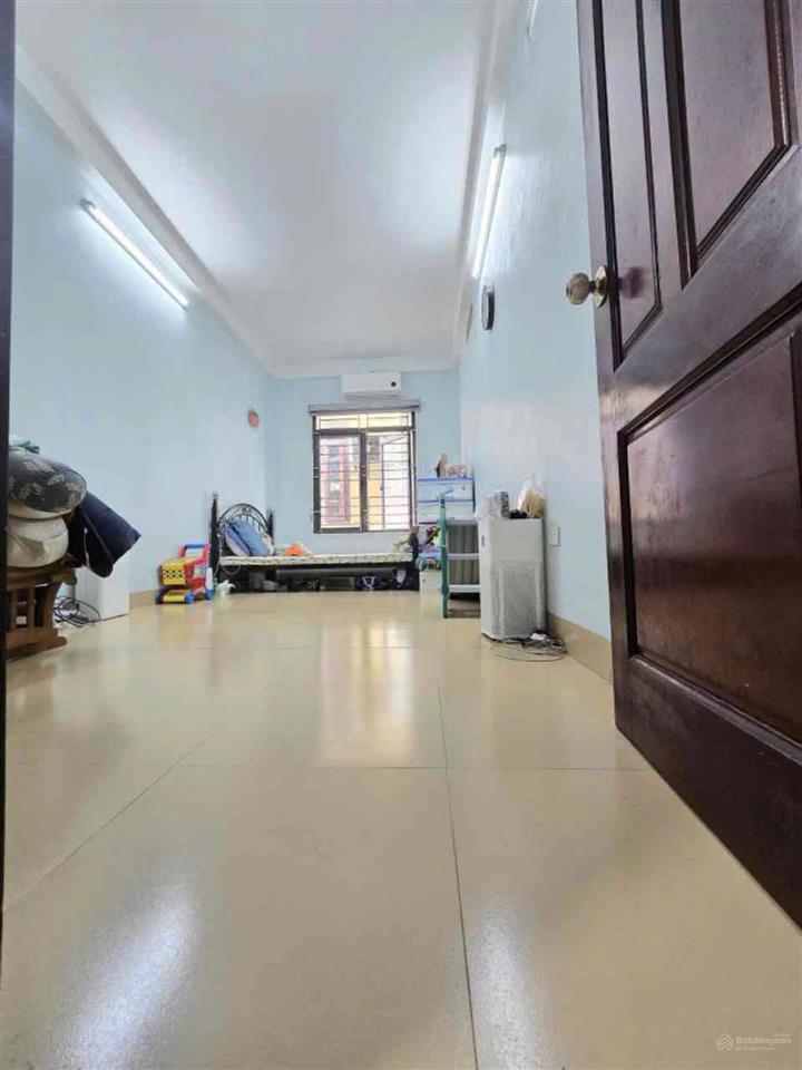 Bán nhà trần đại nghĩa hai bà trưng lô góc 5 tầng gần trường chợ ở ngay 6.9 tỷ