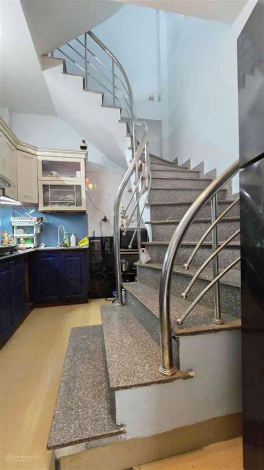 Bán nhà trần đại nghĩa hai bà trưng lô góc 5 tầng gần trường chợ ở ngay 6.9 tỷ