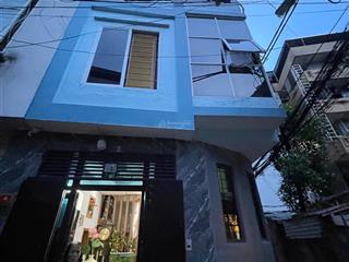 Bán nhà kim giang hoàng mai lô góc 2 thoáng kinh doanh 30m2  5 tầng  6.3 tỷ