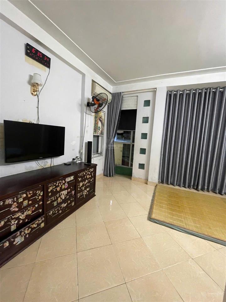 Bán nhà kim giang hoàng mai lô góc 2 thoáng kinh doanh 30m2  5 tầng  6.3 tỷ
