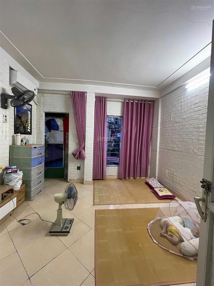 Bán nhà kim giang hoàng mai lô góc 2 thoáng kinh doanh 30m2  5 tầng  6.3 tỷ