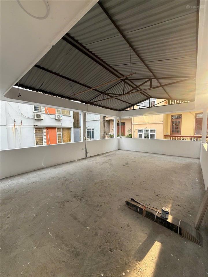 Bán nhà lô góc 3 thoáng trung kính  cầu giấy 75m2, mặt tiền 5m, có hầm