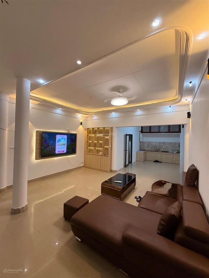 Bán nhà lô góc 3 thoáng trung kính  cầu giấy 75m2, mặt tiền 5m, có hầm