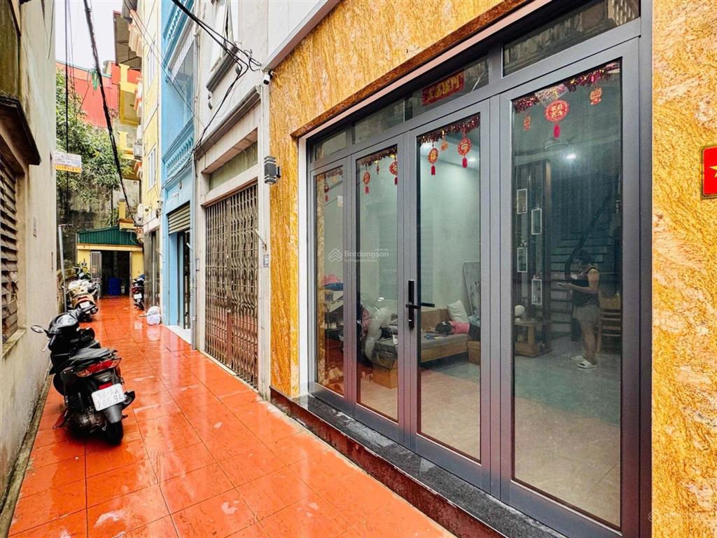 Bán nhà đại từ  sát hồ linh đàm, 30m2 x 5 tầng, nhà đẹp ở ngay  7 tỷ