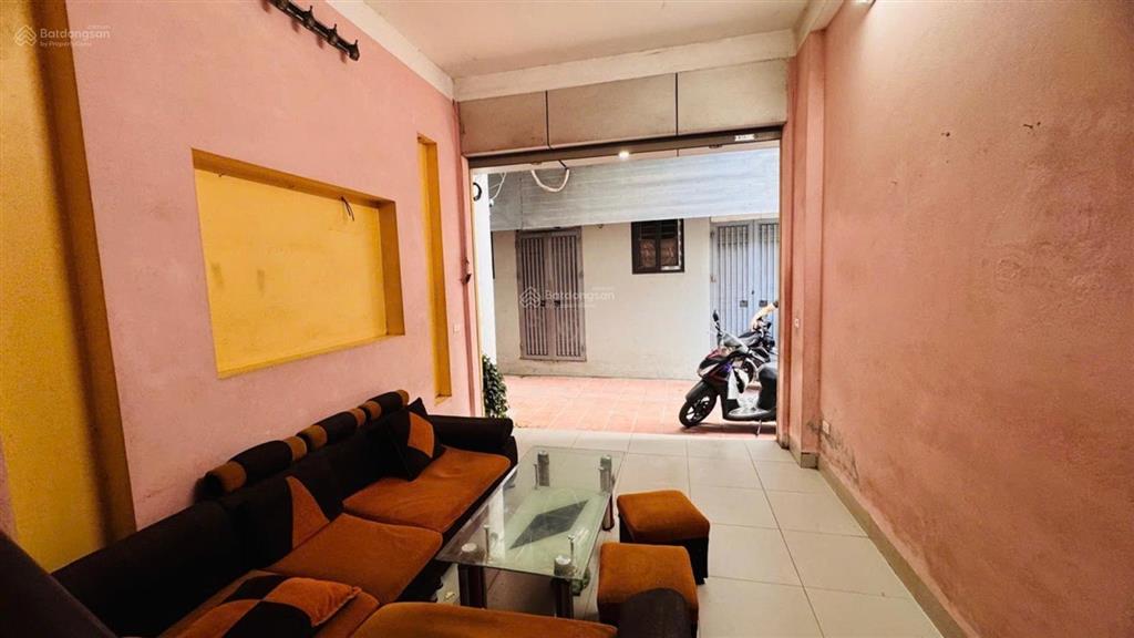 Bán nhà kim giang  sát kđt the manor 32m2, 4 tầng, 4pn, ô tô tận cửa  7.4 tỷ