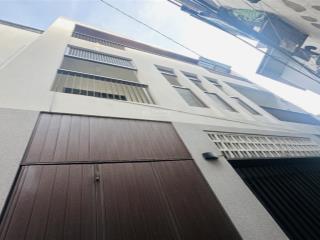 Q10 kts thiết kế siêu đẹp gần vòng xoay dân chủ 49m2 (9.5x6m) x 3 tầng sân thượng 8.5 tỷ