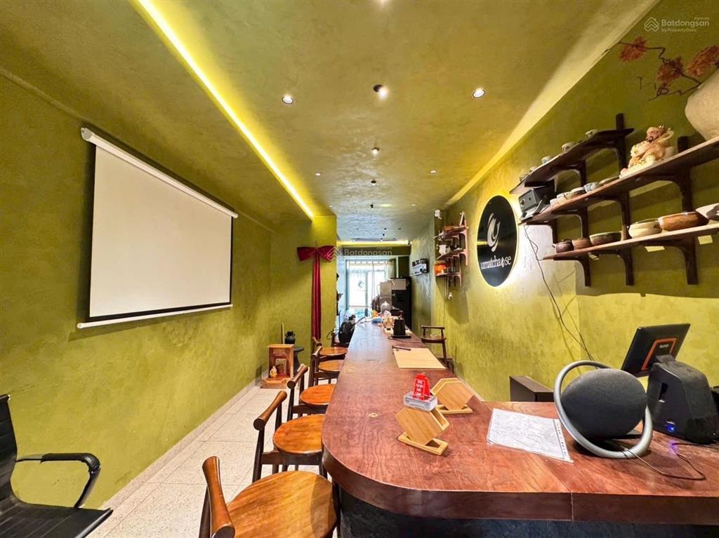 Huỳnh văn bánh  hẻm xe hơi thông  ô tô ngủ trong nhà  4 tầng  9,3 tỷ