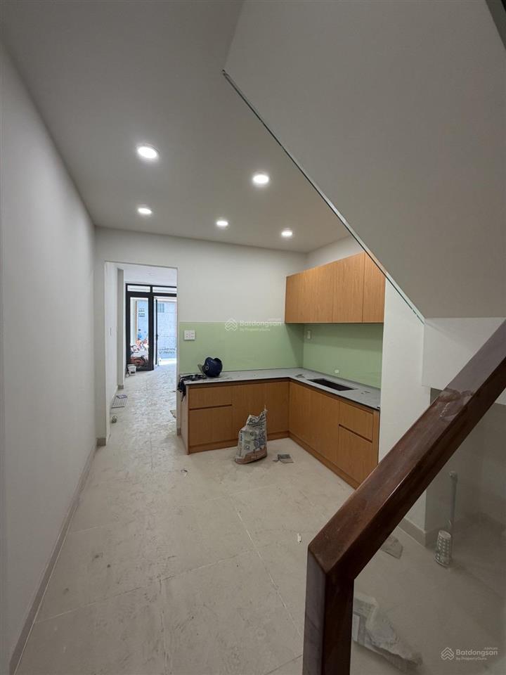 Vừa ở vừa kinh doanh đắc địa hẻm 281 lê văn sỹ, 47.6m2, giá chỉ 9,6 tỷ