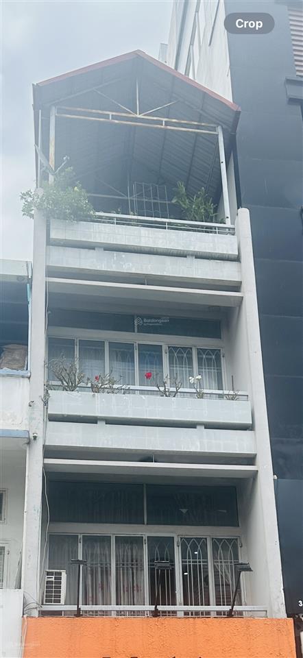 Mặt tiền huỳnh văn bánh phú nhuận 63m 4 tầng chỉ 20.9 tỷ (thương lượng tốt)