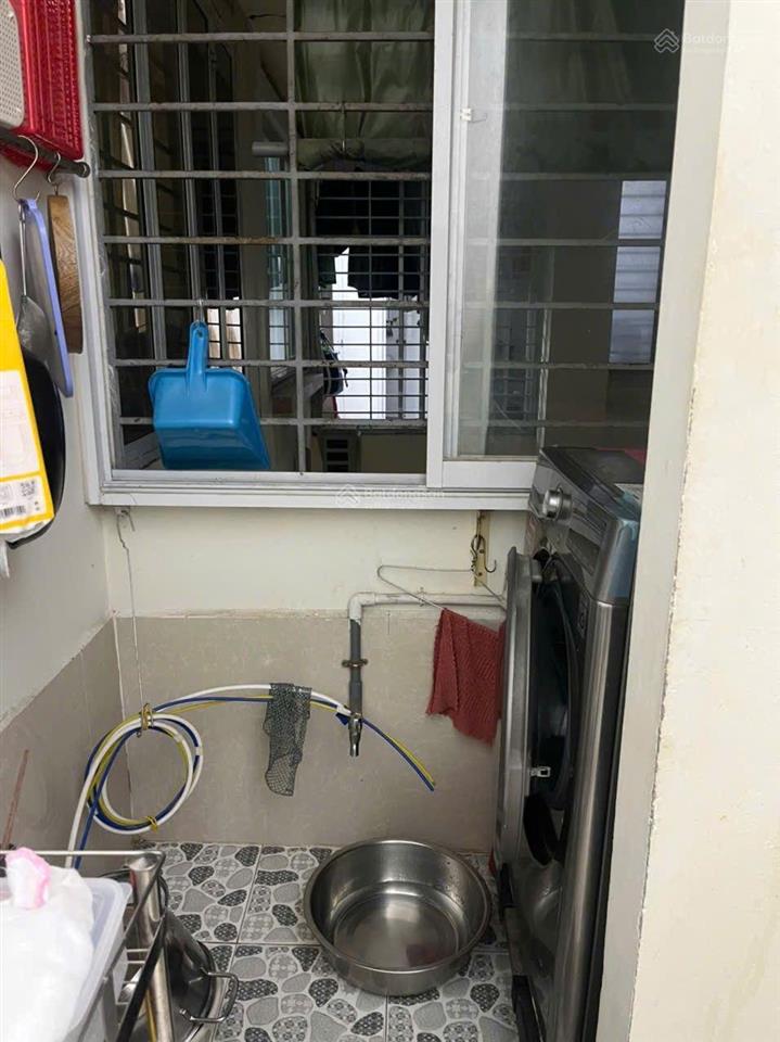 Hơn 2 tỷ căn hộ 58m2 chung cư tây thạnh