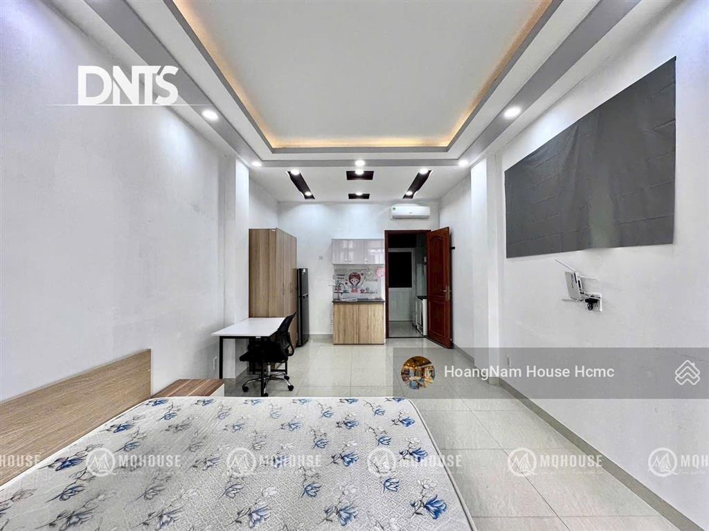 Căn hộ studio ban công  thang máy  ngay chợ tân định  cầu bông  đh kinh tế ueh isb  bờ kè hs