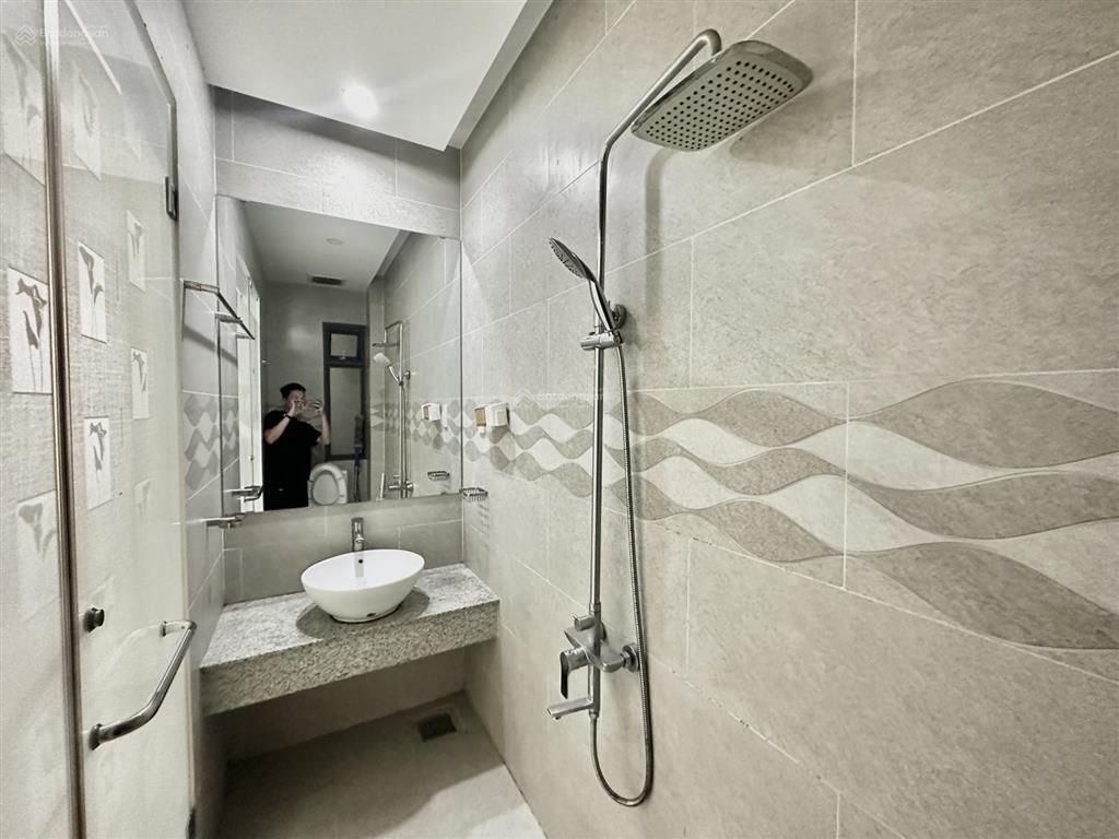 Căn hộ 1pn  view hà đô centrosa  thang máy  oto tới cửa  vòng xoay dân chủ  trung tâm tphcm