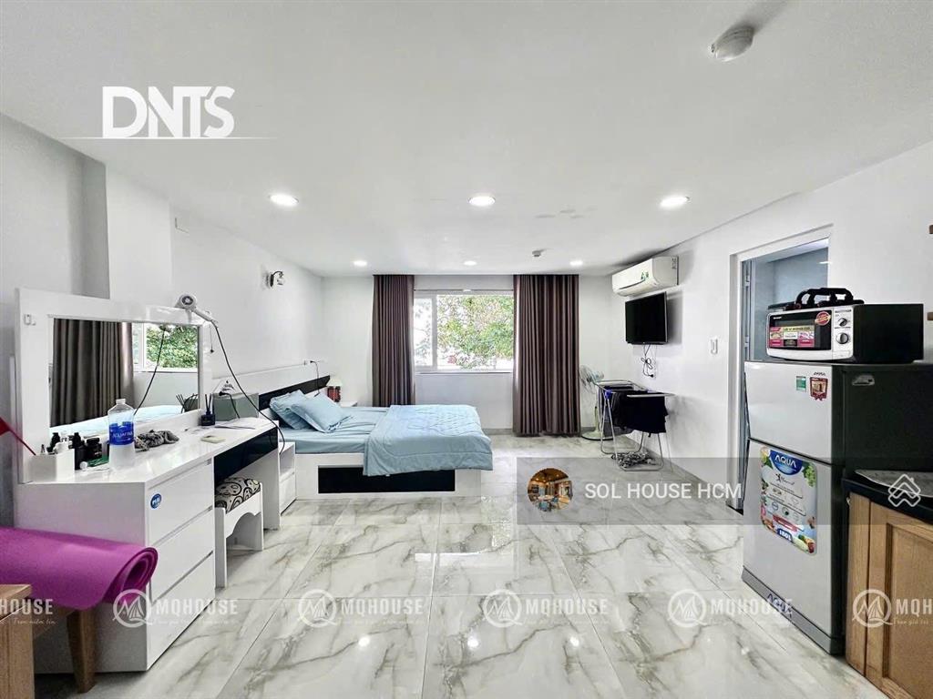 Căn hộ studio cửa sổ trời 40m2  thoáng mát  sạch sẽ  ngay  bason  thảo cầm viên  hồ con rùa