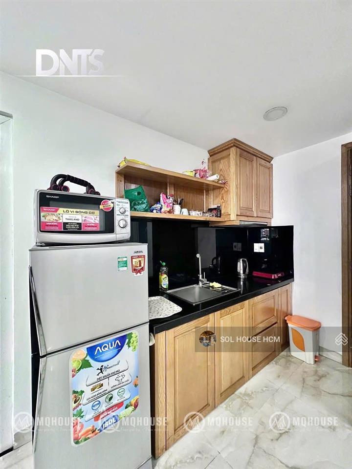 Căn hộ studio cửa sổ trời 40m2  thoáng mát  sạch sẽ  ngay  bason  thảo cầm viên  hồ con rùa