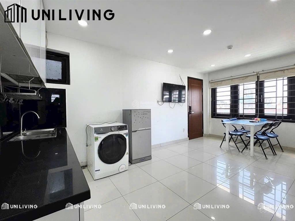 Căn hộ 2pn + 1pk rộng thoáng  giặt riêng  ngay vạn kiếp  phố ẩm thực phan xích long giáp q1