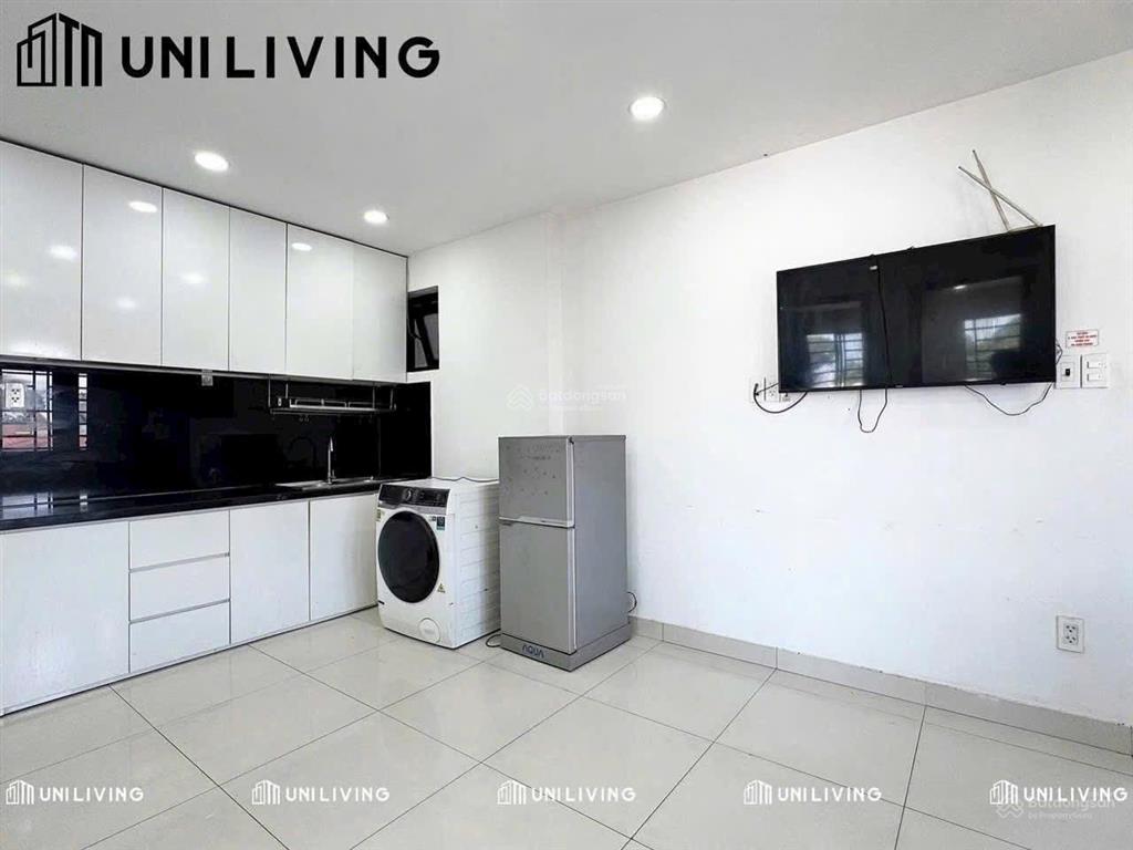 Căn hộ 2pn + 1pk rộng thoáng  giặt riêng  ngay vạn kiếp  phố ẩm thực phan xích long giáp q1