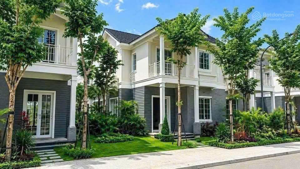 Ra hàng căn nhà phố 273m2, giá chỉ 8 tỷ