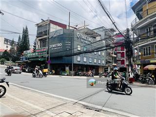 Bán khách sạn 32 phòng ngay hồ xuân hương  p3  tp. đà lạt giá rất tốt