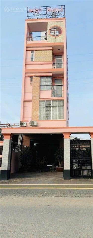 Mt võ thị hồi, nhà nghỉ 140m2, 5 tầng, 15 p, 15wc giá rẻ 9,9 tỷ, thu nhập 100 triệu