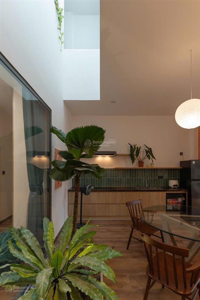 Nhà kts thiết kế đẹp vào ở ngay, hẻm ô tô, 3pn, 3wc, gần ngã tư hóc môn chỉ 5,29 tỷ