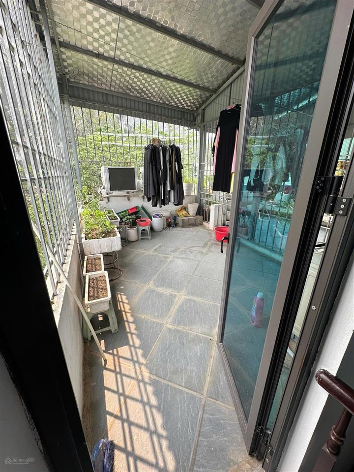 Nhà riêng ô tô tránh 34,1m2 long châu