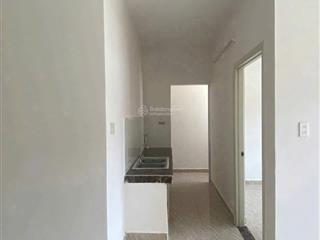 Bán căn hộ chung cư hoàng quân, giá tốt, sổ sẵn