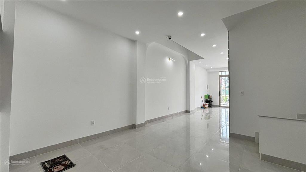 Cho thuê nhà mặt đường nguyễn văn hưởng, nhà mới, giá thuê rẻ