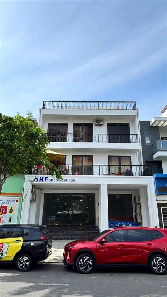 Cho thuê nhà 3 tầng đường 28, nam nha trang