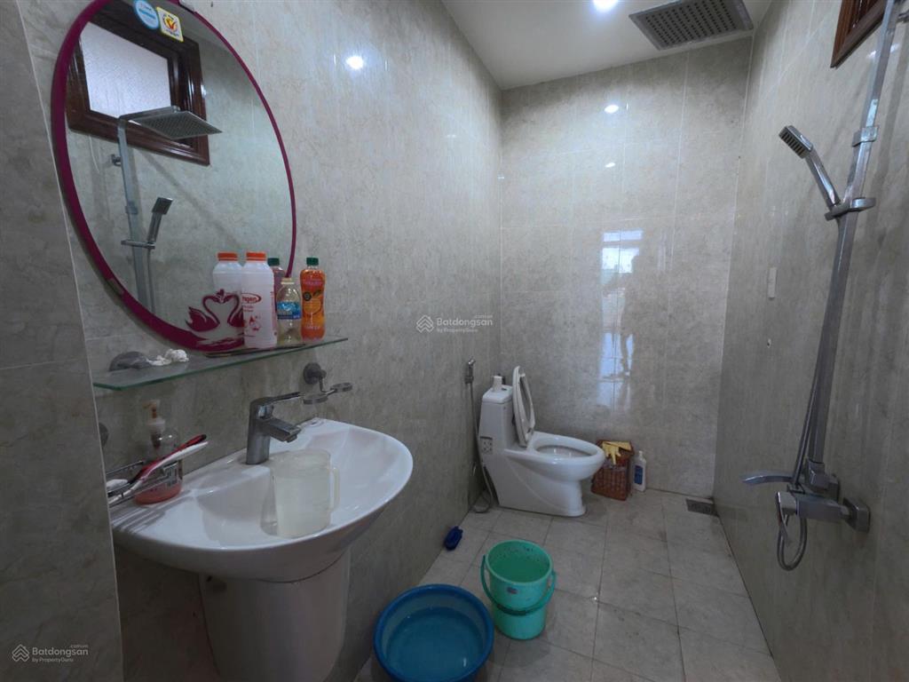 Cho thuê biệt thự 3 tầng tại phước long không gian rộng