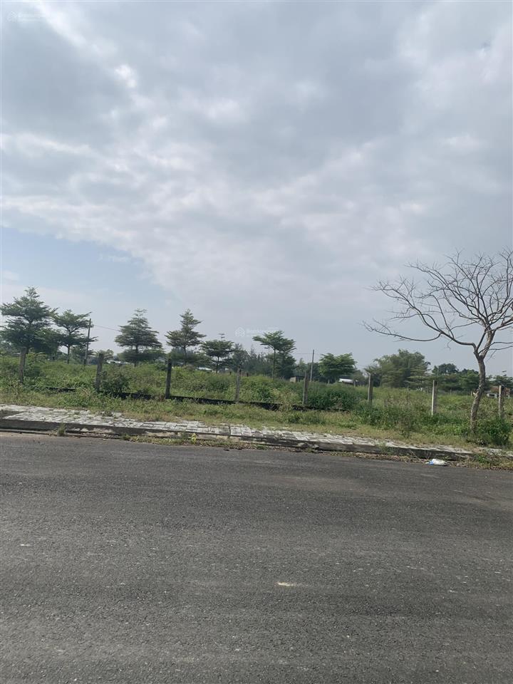 Kđt số 4 đường 27m, view công viên, giá hợp lý.