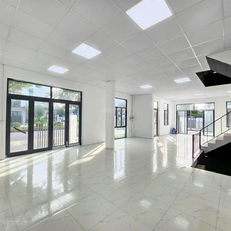 Căn liền kề biệt thự glexinco, giá tốt nhất nhà hoàn thiện full đồ giá 25triệu/th