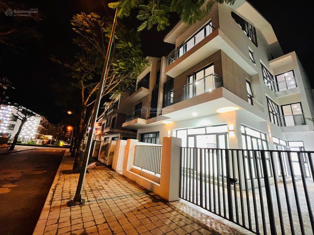 Cho thuê biệt thự nam cường  dương nội hà đông, giá 28 tr/th. diện tích 180m2. nhà hoàn thiện đẹp