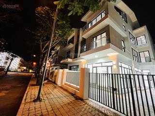 Cho thuê biệt thự nam cường  dương nội hà đông, giá 28 tr/th. diện tích 180m2. nhà hoàn thiện đẹp