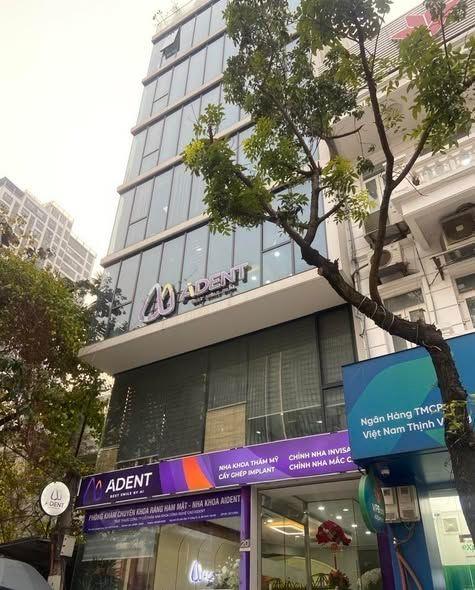 BÁN TOÀ VĂN PHÒNG NGUYỄN HOÀNG 120M 10 TẦNG THANG MÁY 68 TỶ