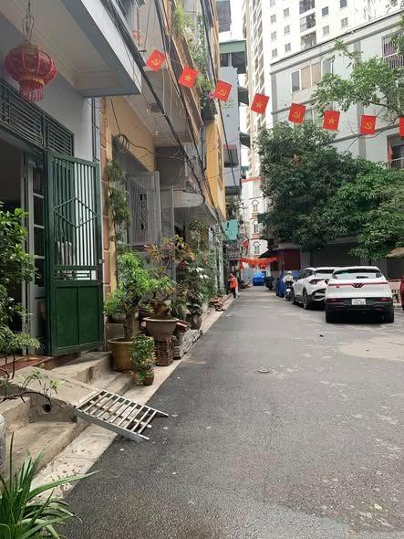 BÁN NHÀ DÂN XÂY MỸ ĐÌNH NGUYỄN HOÀNG 42M-6 TẦNG 5M RA Ô TÔ TRÁNH 13 TỶ