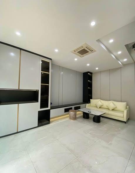 BÁN GẤP NHÀ HỒ TÙNG MẬU 45M-5 TẦNG DÂN XÂY Ở LUÔN 8 TỶ