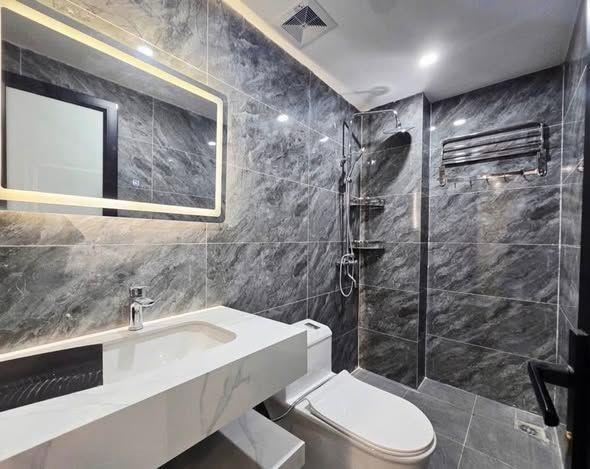 BÁN NHÀ MỸ ĐÌNH 45M-7 TẦNG THANG MÁY Ô TÔ VÀO NHÀ 13,3 TỶ
