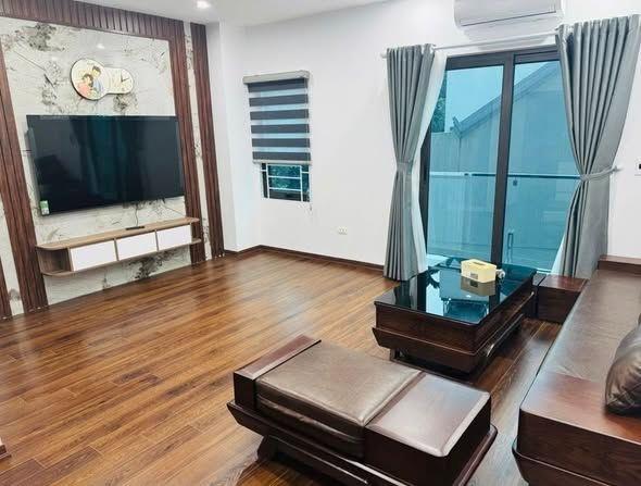 Nhà đẹp dân xây Nguyễn Hoàng 39m-6 tầng dân xây ô tô 12,5 tỷ