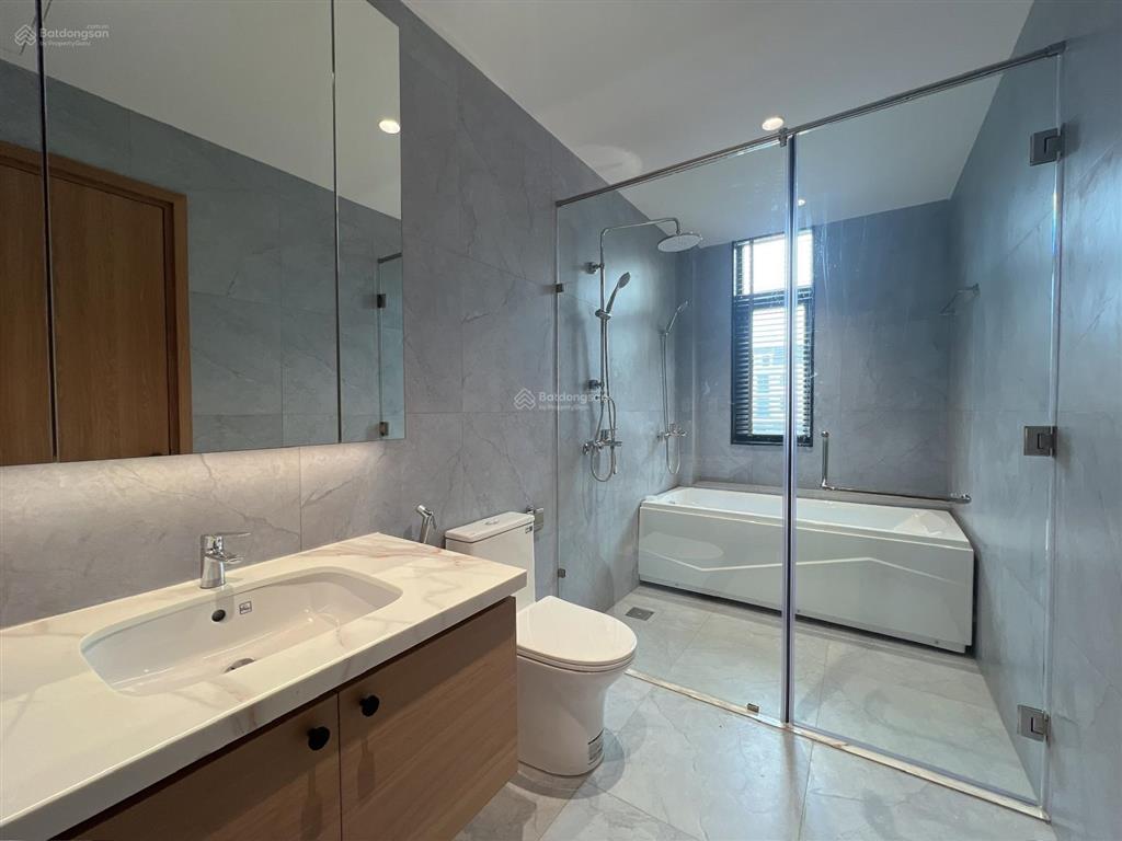 Cho thuê nhà phố vườn la vida residences, nội thất mới 100%, nhà hướng đông nam mát mẻ