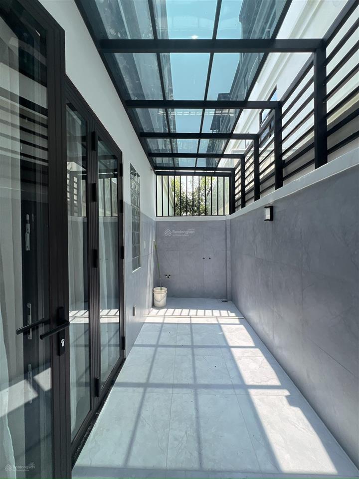 Cho thuê nhà phố vườn la vida residences, nội thất mới 100%, nhà hướng đông nam mát mẻ