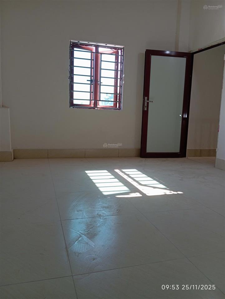 Bán nhà thôn đông nứa, hiệp hòa, bắc ninh dt 100m2 x 2 tầng, ô tô tránh, kinh doanh giá 1.85 tỷ
