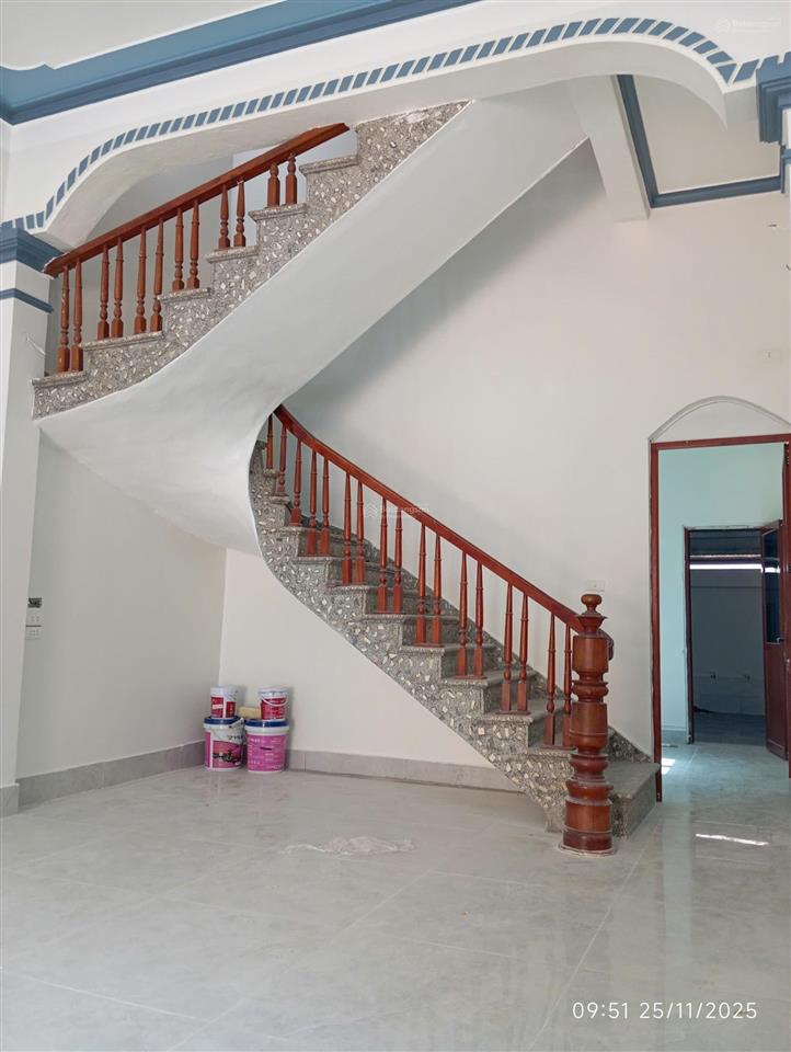 Bán nhà thôn đông nứa, hiệp hòa, bắc ninh dt 100m2 x 2 tầng, ô tô tránh, kinh doanh giá 1.85 tỷ