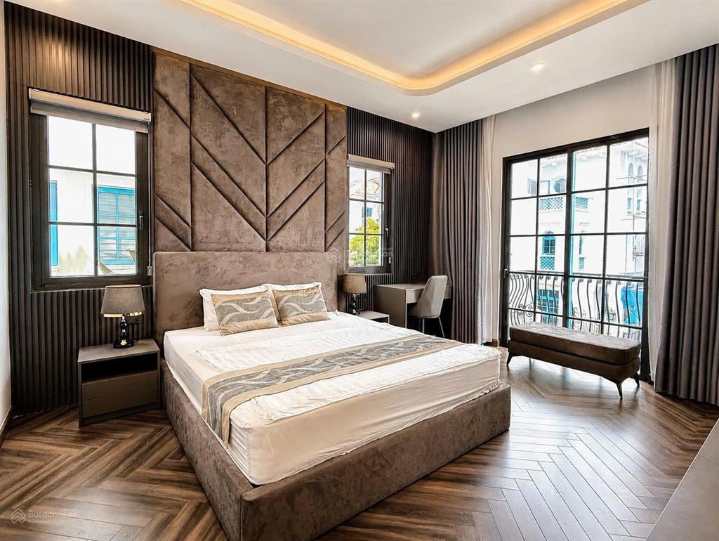 Cắt lỗ biệt thự góc full nội thất hạ long