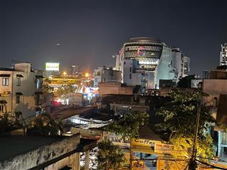 Cho thuê căn hộ dịch vụ, dt 65 m2, 2 phòng ngủ, full nội thất, cách cầu bình triệu 100m, nhà mới