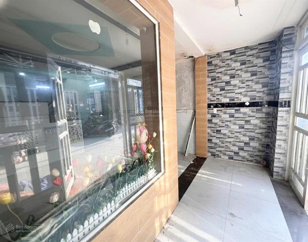 Hàng hiếm nhà 2 tầng hẻm ô tô đường quang trung, gò vấp, 4,25 tỷ, 40m2