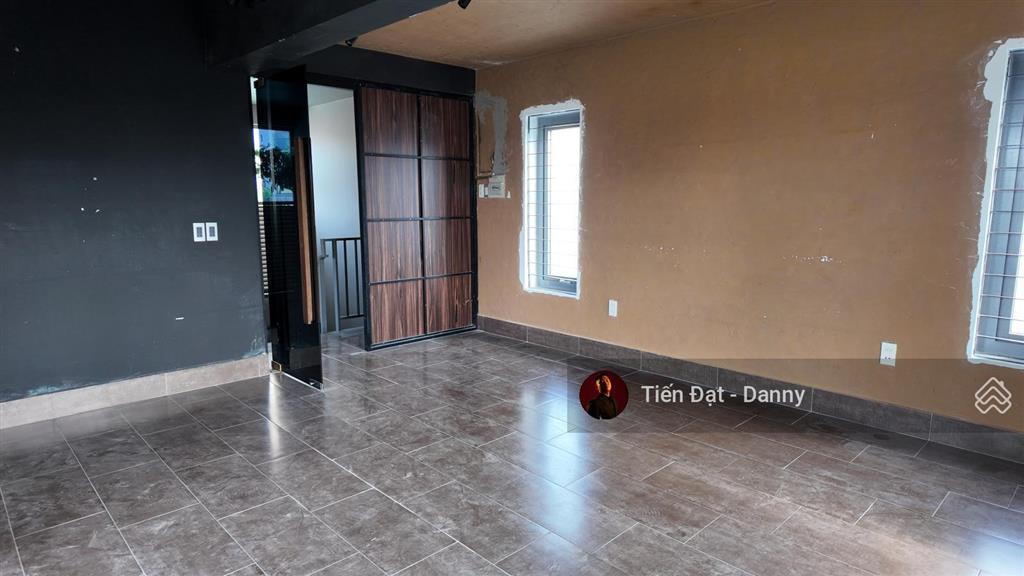 Cho thuê mặt bằng kinh doanh + nhà phố nguyễn quý cảnh  góc  2 mặt tiền  khu dân cư cao cấp
