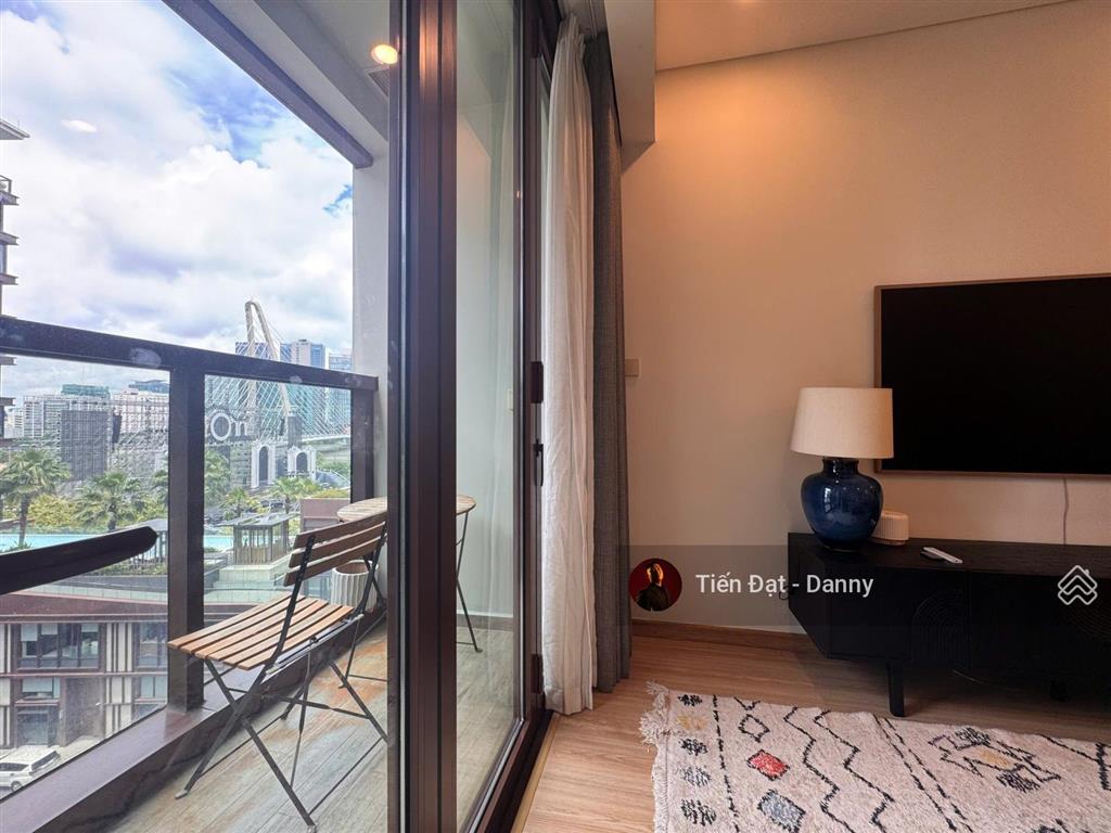 Cho thuê 1pn galleria  đầy đủ nội thất  view sông, cầu bason, quận 1  32tr/th net  dễ xem nhà