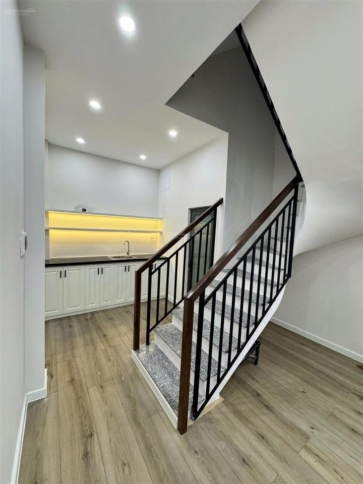 Bán nhà riêng tại 7/19f đinh tiên hoàng, 12,8 tỷ, 33 m2, 4pn, 4wc