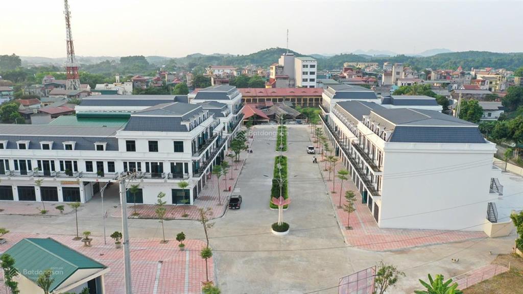 Bán gấp 02 căn nhà liền kề (đường rộng 8m) tại thị trấn thanh ba, tỉnh phú thọ giá 1,1 tỷ/căn