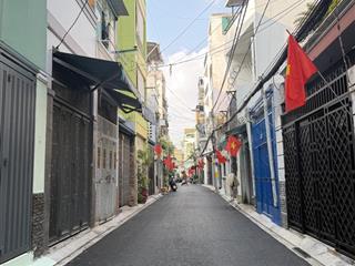 Nhà đẹp  ở ngay  âu cơ  lạc long quân  giáp quận 10  77m2  3tầng  6pn  giá 8,9tỷ0949 351 ***